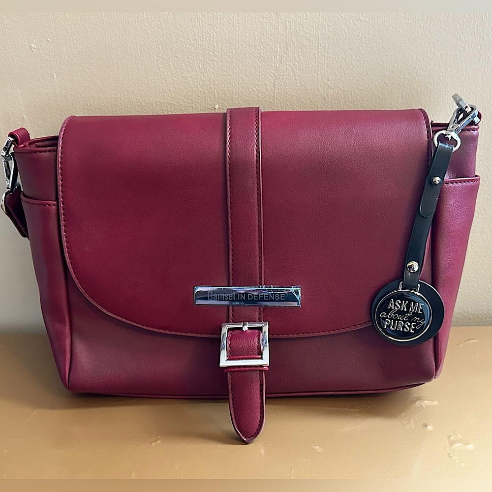 NWT Damsel In Defense Daphne Conceal Carry Purse - Red/Maroon